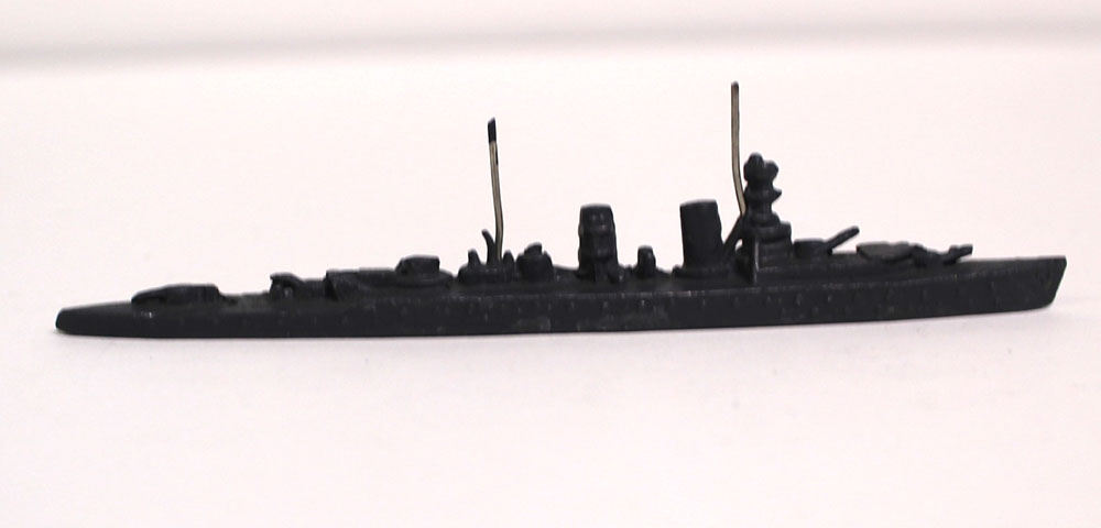 Diecast metal  toy  ship, HMS London, cruiser model, 4″ long