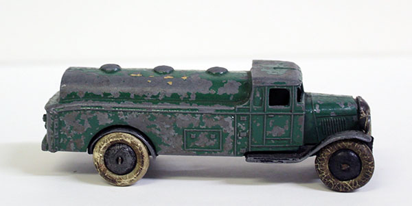 Dinky Toys no.25d, Petroltank Wagon
