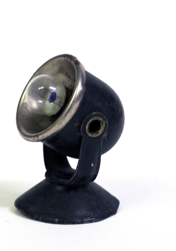 Tinplate toy searchlight