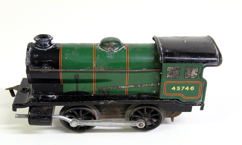 Clockwork train engine 45746