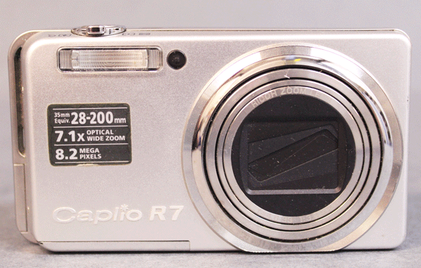 Ricoh Caplio R7 digital camera