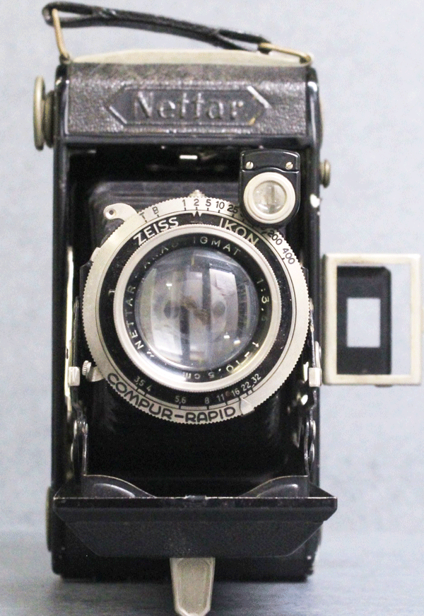 Zeiss Ikon Nettar 515/2 bellows folding camera